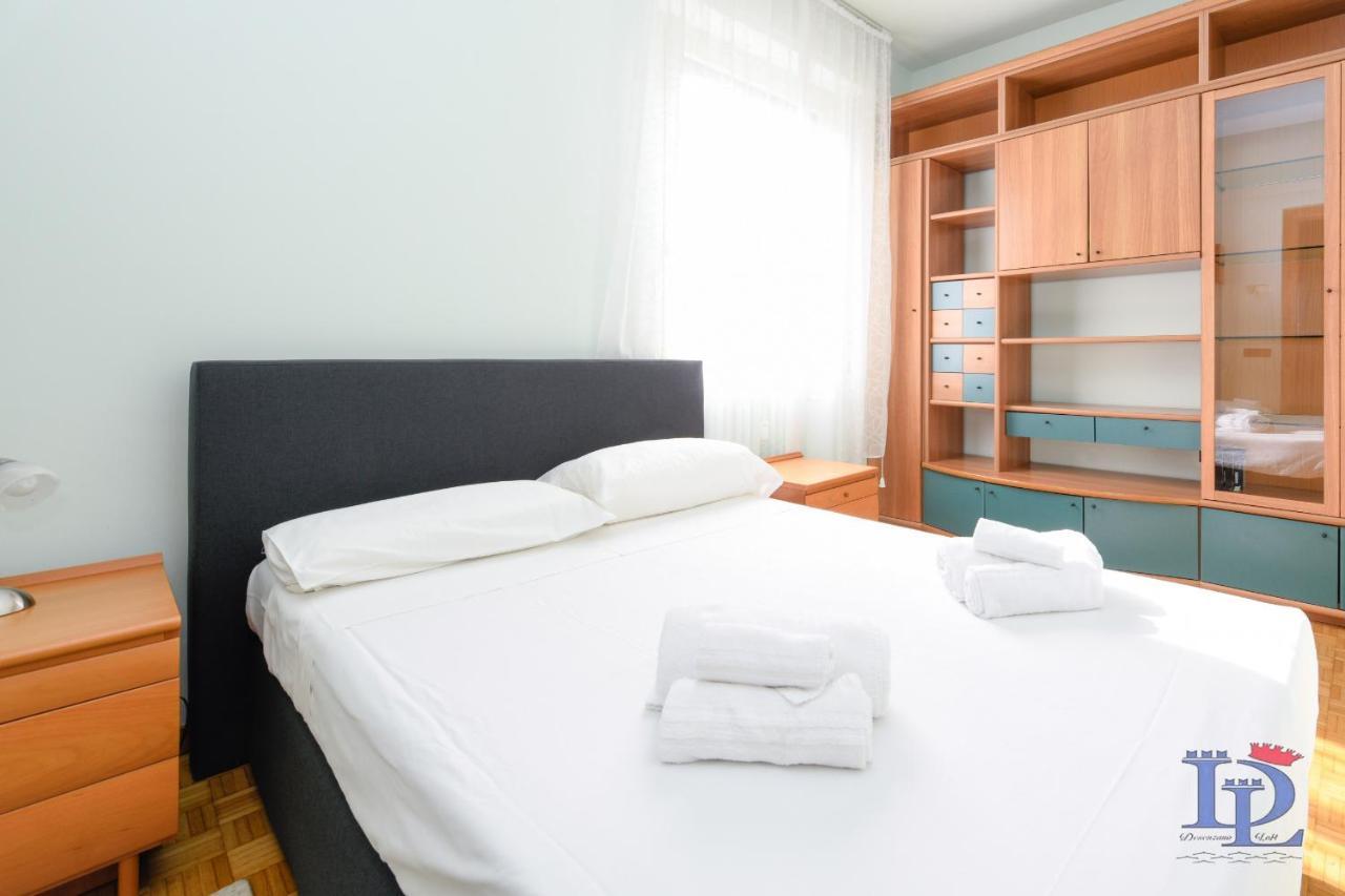 Desenzanoloft Official Partner Marriott Homes & Villas - Charming On The Lake Front Lake Desenzano del Garda Ngoại thất bức ảnh